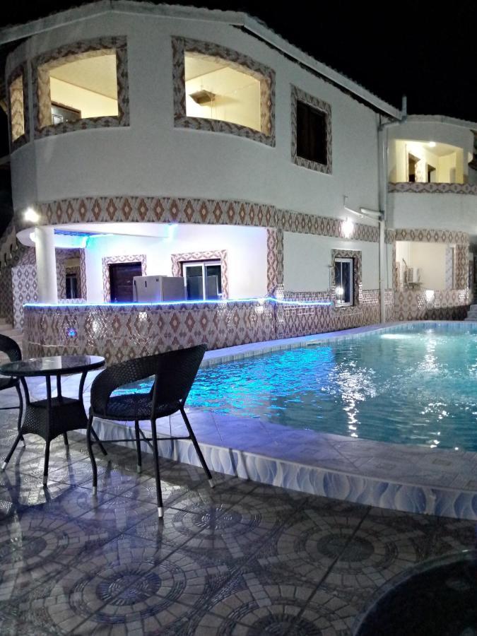 Blessing Holiday Homes - Diani Beach Exteriör bild