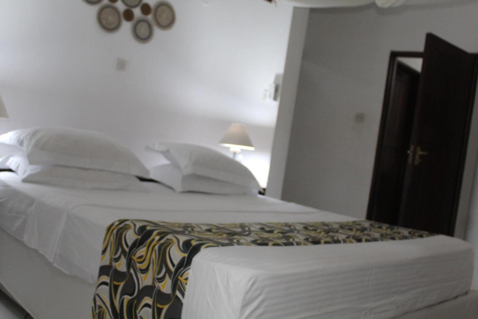 Blessing Holiday Homes - Diani Beach Exteriör bild