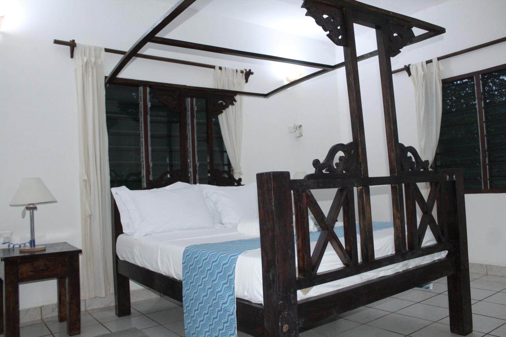 Blessing Holiday Homes - Diani Beach Exteriör bild